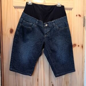 Women's Blue Denim Maternity Shorts NWOT